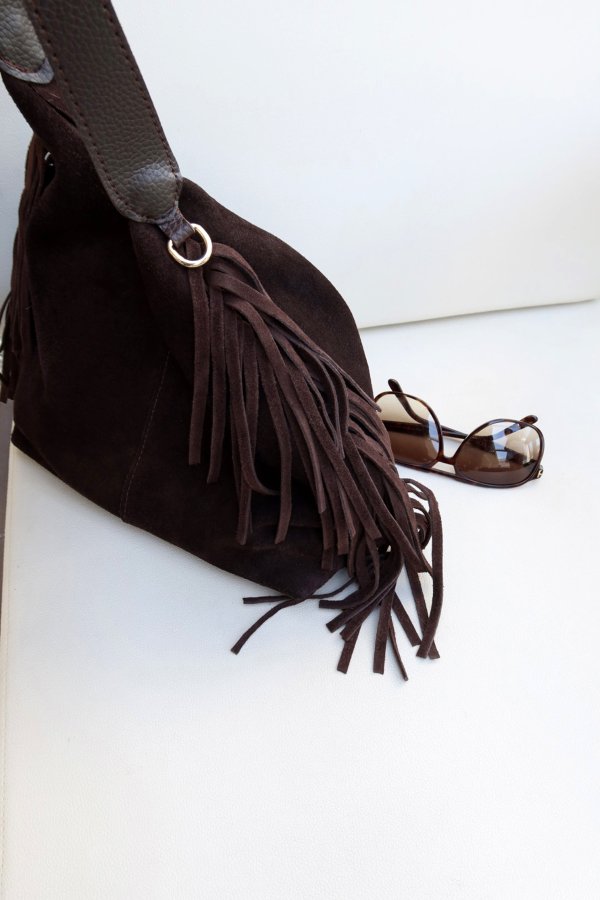 Püskül Detaylı Süet Çanta