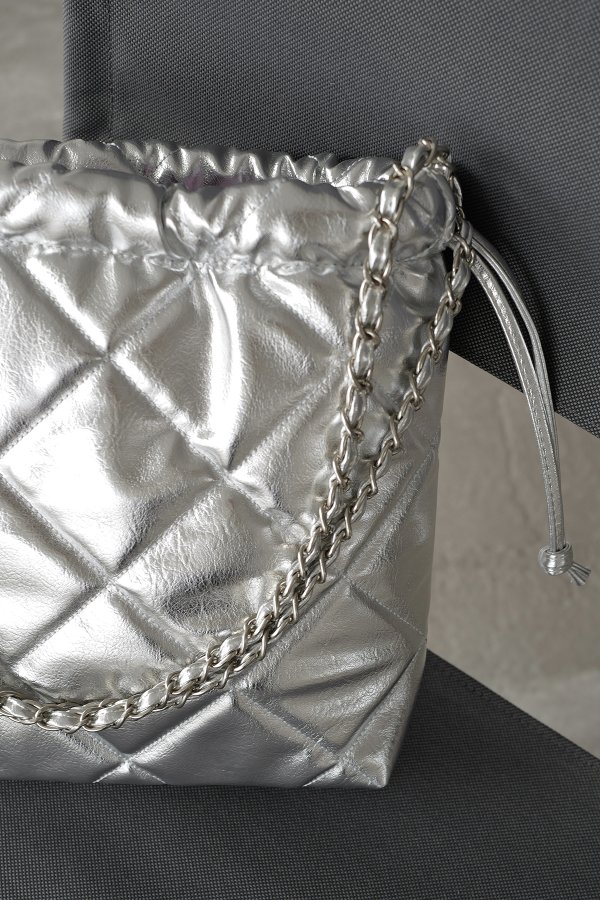 Büzgülü Kapitone Çanta