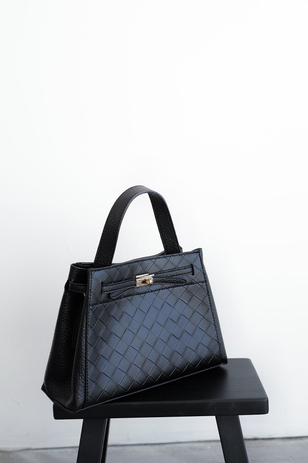 Desenli Omuz ve El Çanta