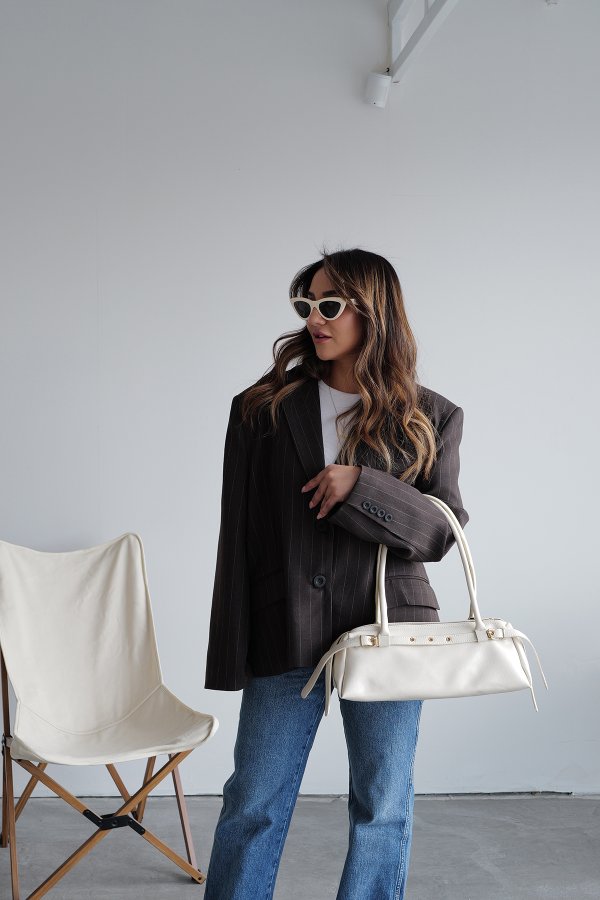 Kemer Geçişli Çanta