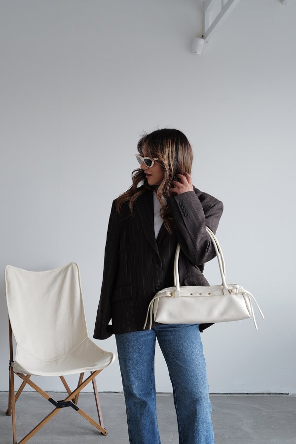 Kemer Geçişli Çanta