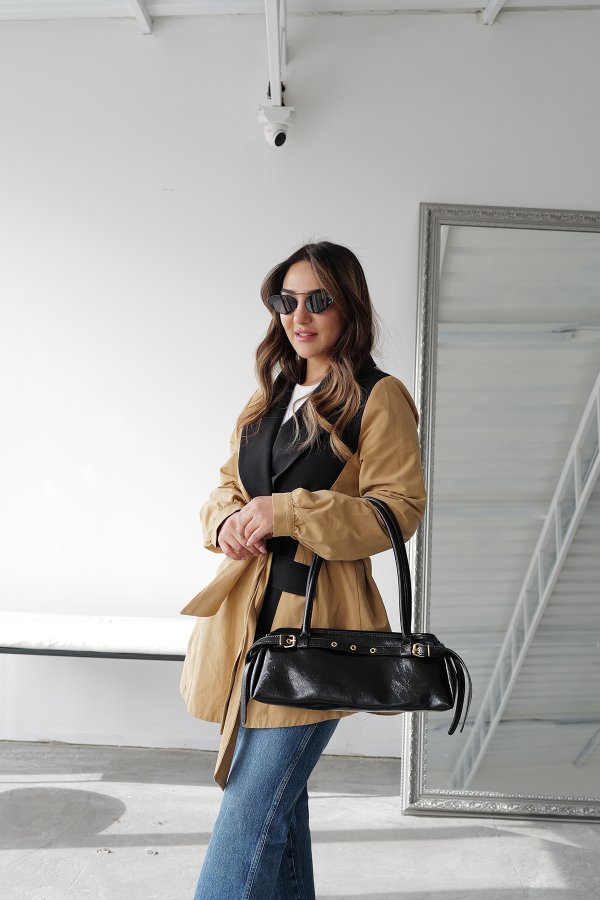 Kemer Geçişli Çanta