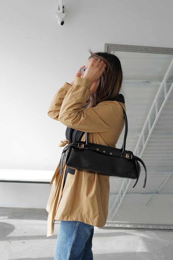 Kemer Geçişli Çanta