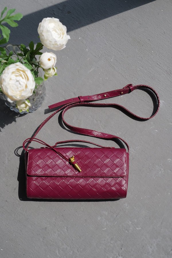 Gold Tokalı Dikdörgen Çanta