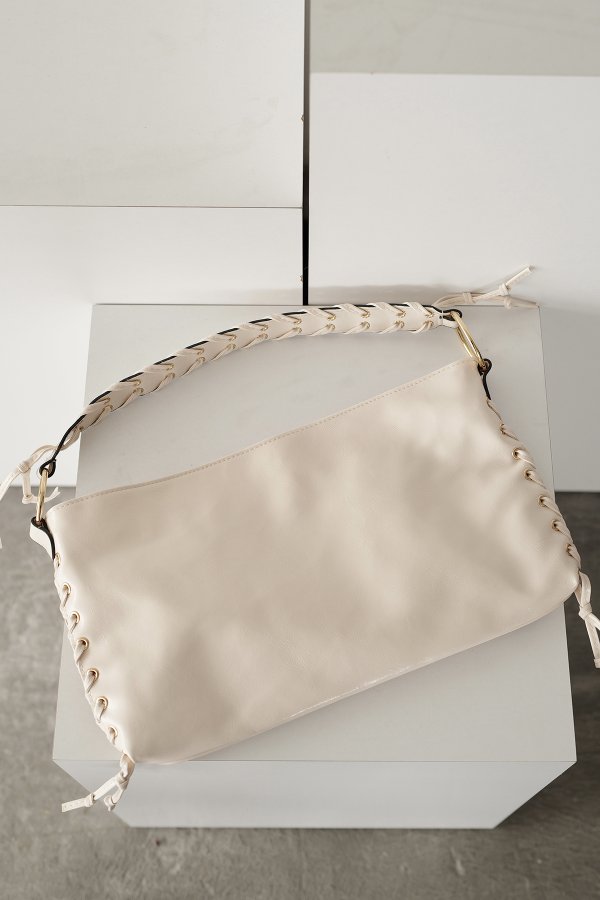 Örgü Askı Detay Çanta