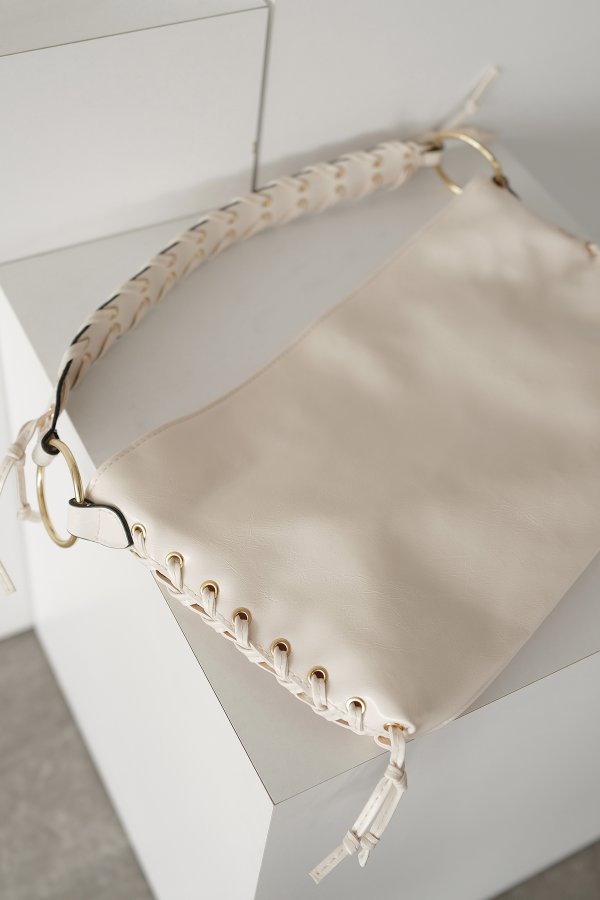 Örgü Askı Detay Çanta