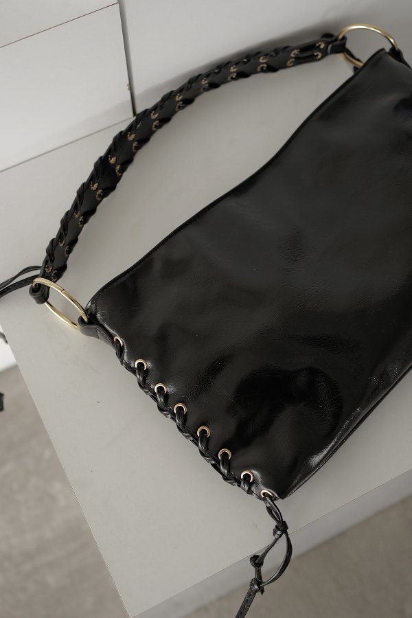 Örgü Askı Detay Çanta