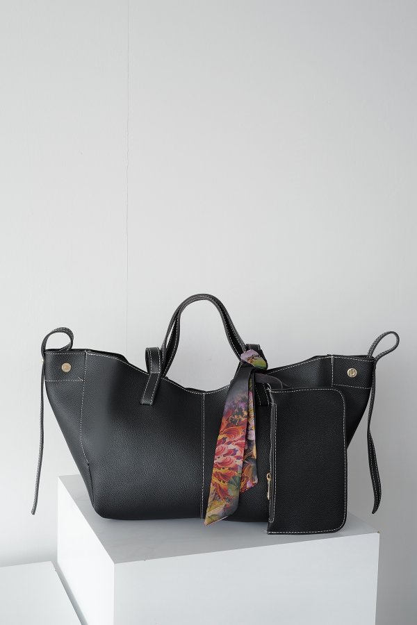 Fular Detay Omuz Çanta