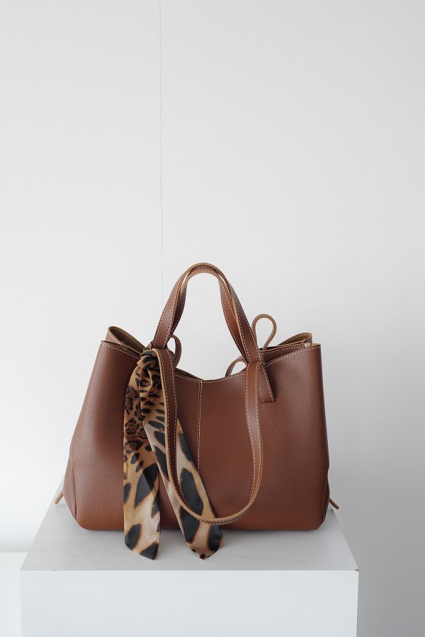 Fular Detay Omuz Çanta