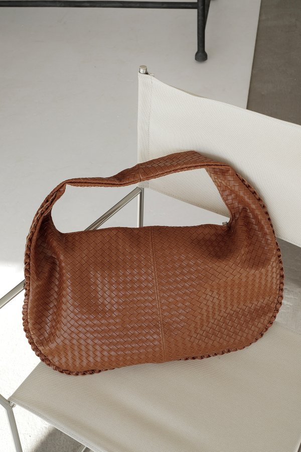 Kapitone Omuz Çanta