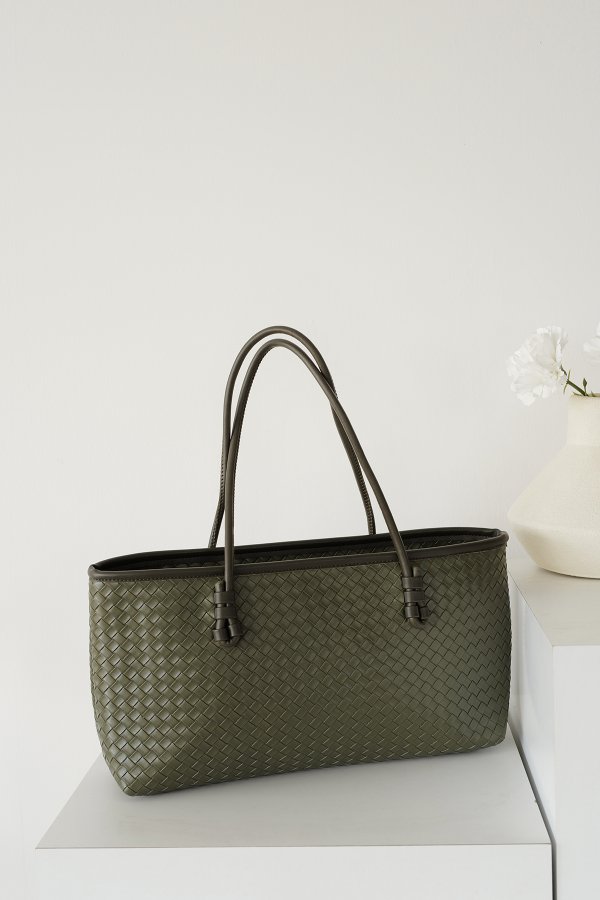 Kapitone İnce Askılı Çanta