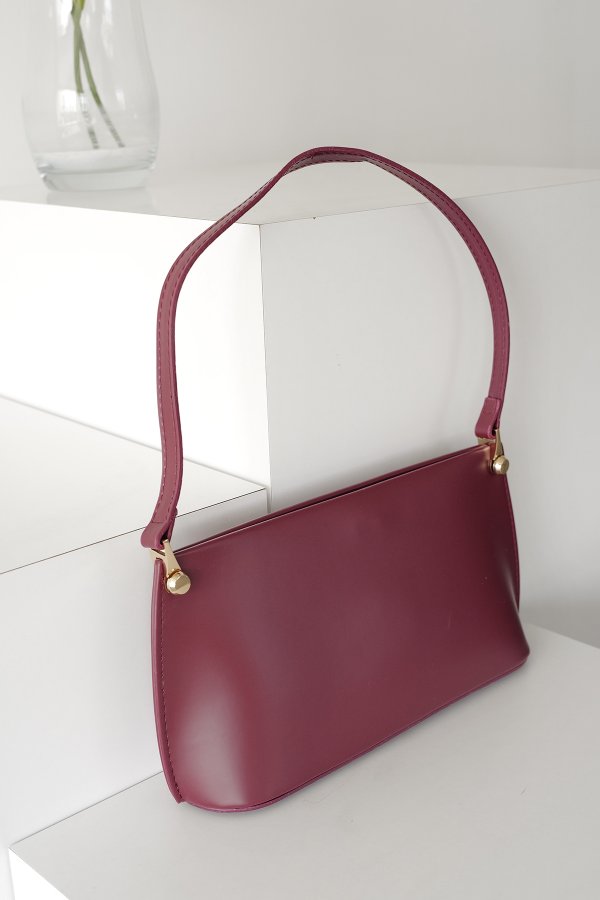 İnce Askılı Dikdörtgen Çanta