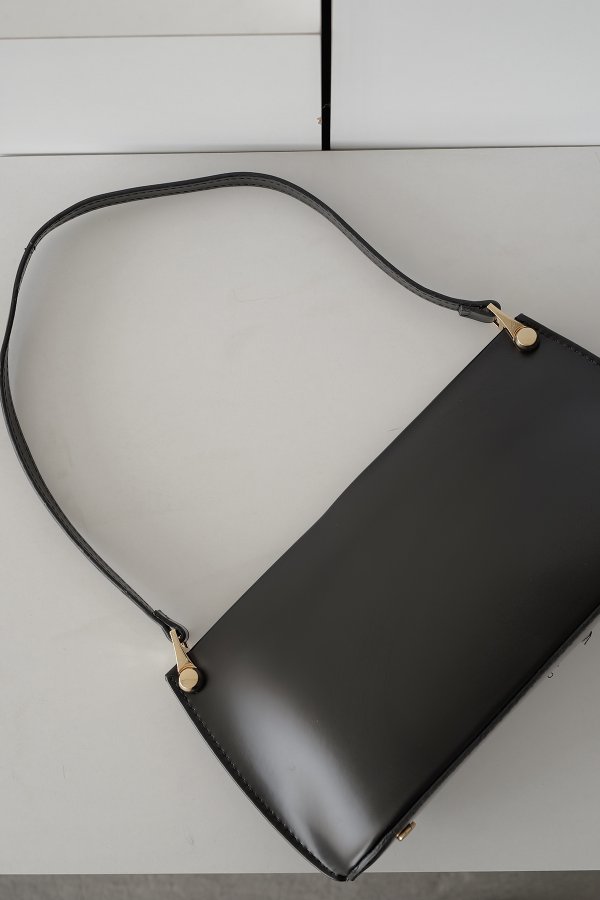 İnce Askılı Dikdörtgen Çanta