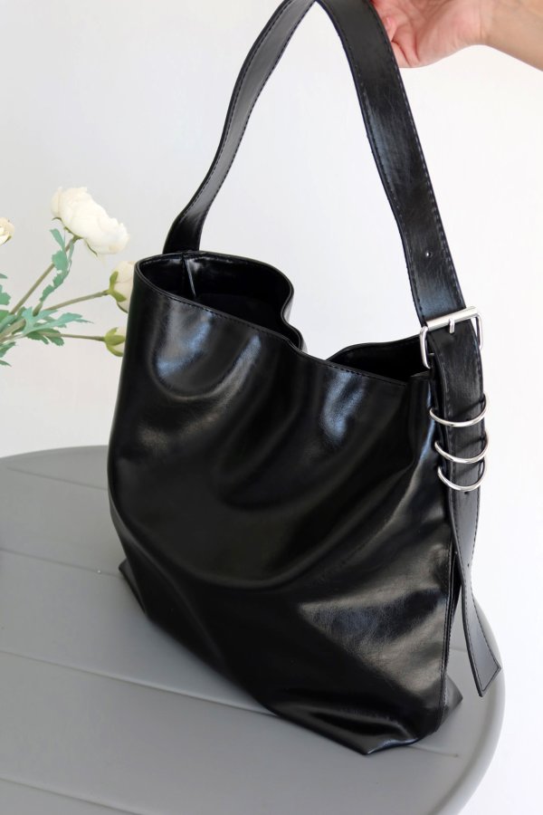 Toka Detay Omuz Çanta