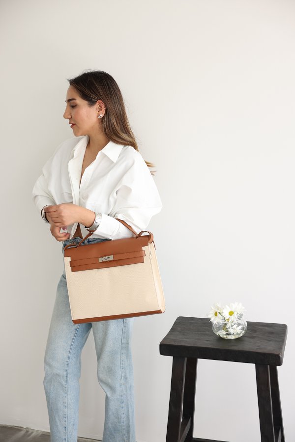 Kilit Kemerli Çanta