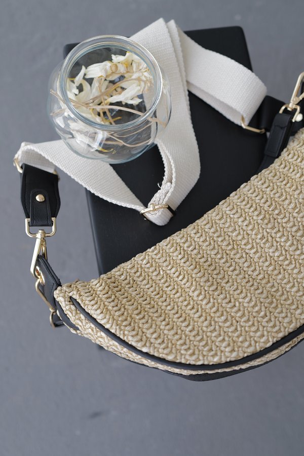 Hasır Örgülü Çanta