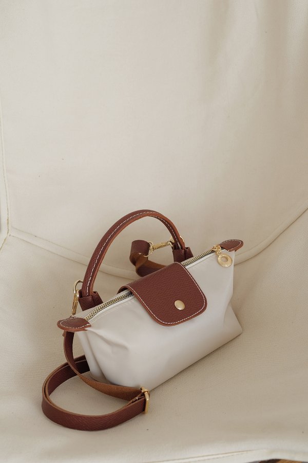 Kapaklı El Ve Omuz Çanta