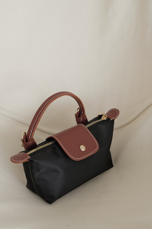 Kapaklı El Ve Omuz Çanta