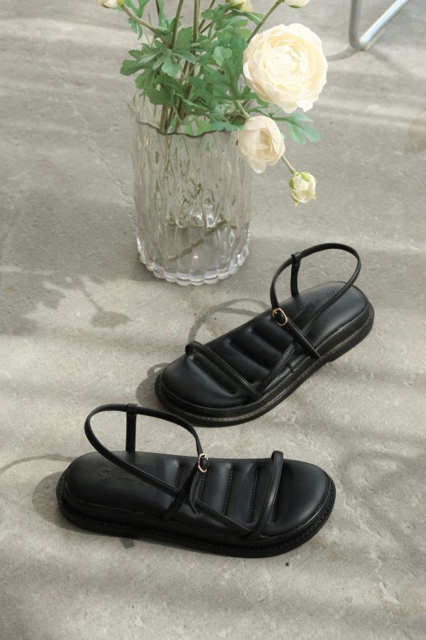 İnce Bantlı Sandalet