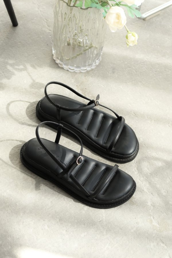 İnce Bantlı Sandalet