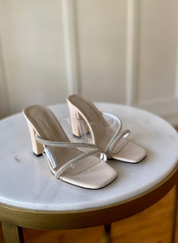 Taşlı Şeffaf Bantlı Terlik