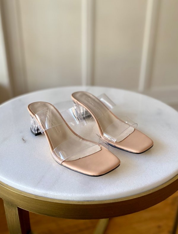 Şefaf Çift Bantlı Terlik