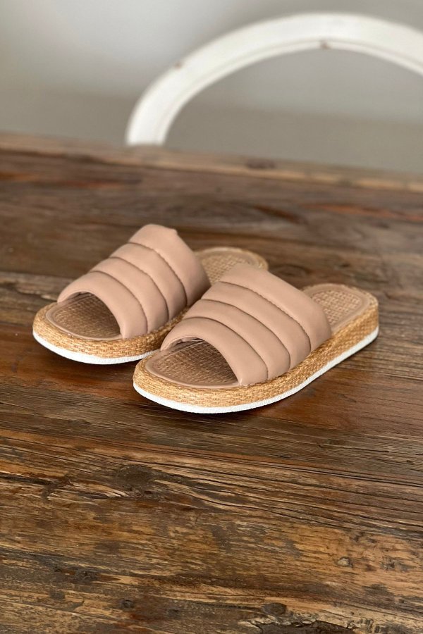 Hasır Taban Düz Terlik