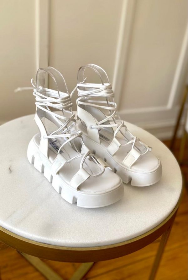 Bağlamalı Sandalet