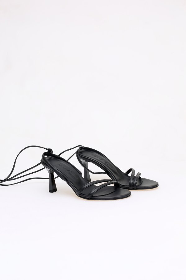 Bilekten Bağlamalı Topuklu Ayakkabı