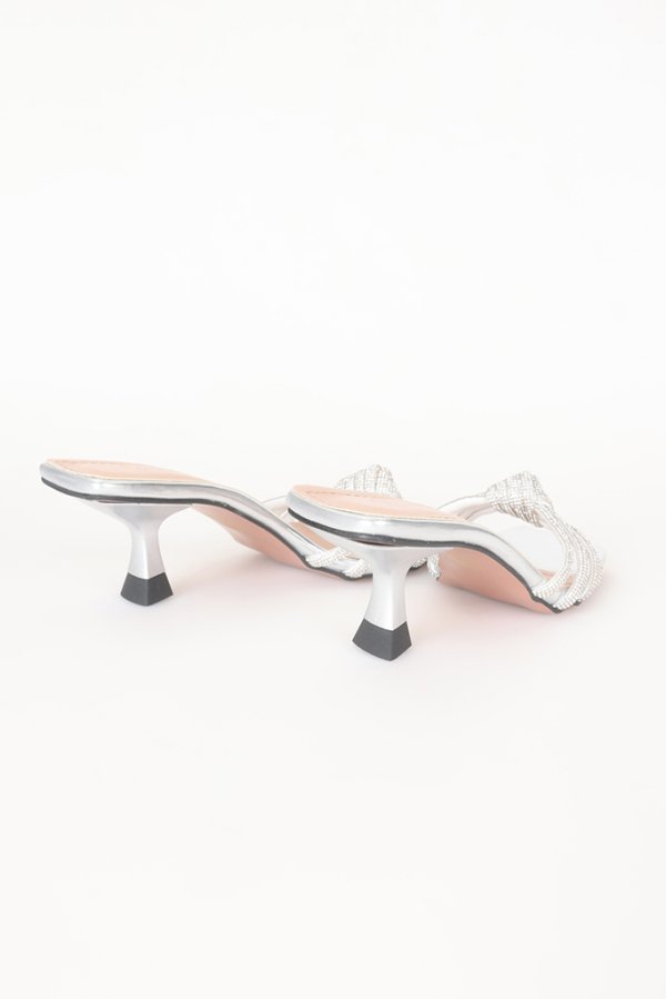 Taşlı Düğüm Model Terlik