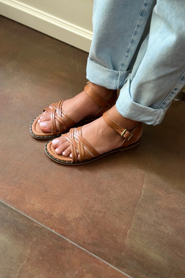 İnce Çapraz Bantlı Sandalet