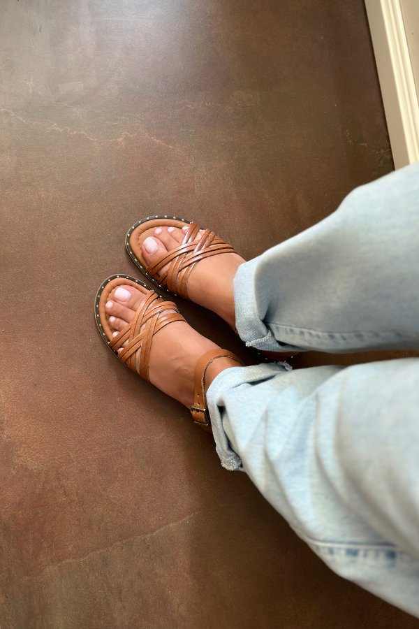 İnce Çapraz Bantlı Sandalet