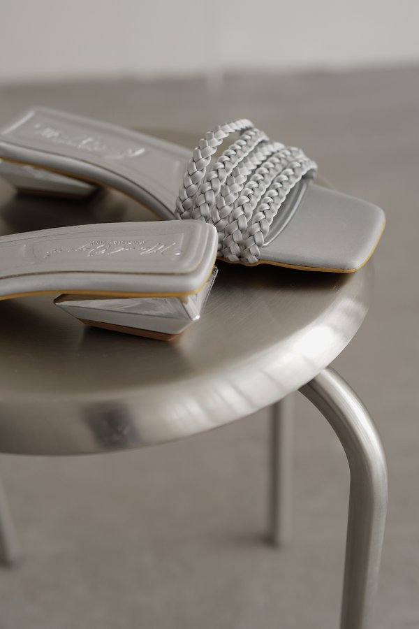 Örgü Bantlı Terlik