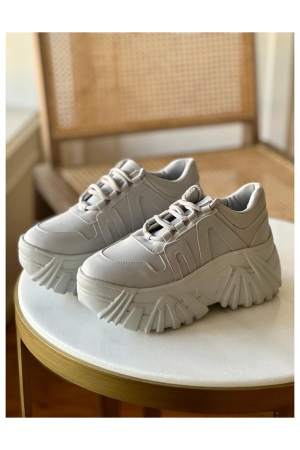 Kalın Tabanlı Sneakers