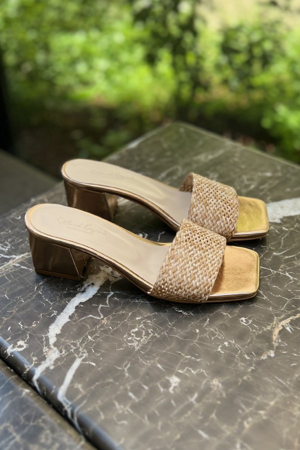 Örgü Bantlı Terlik