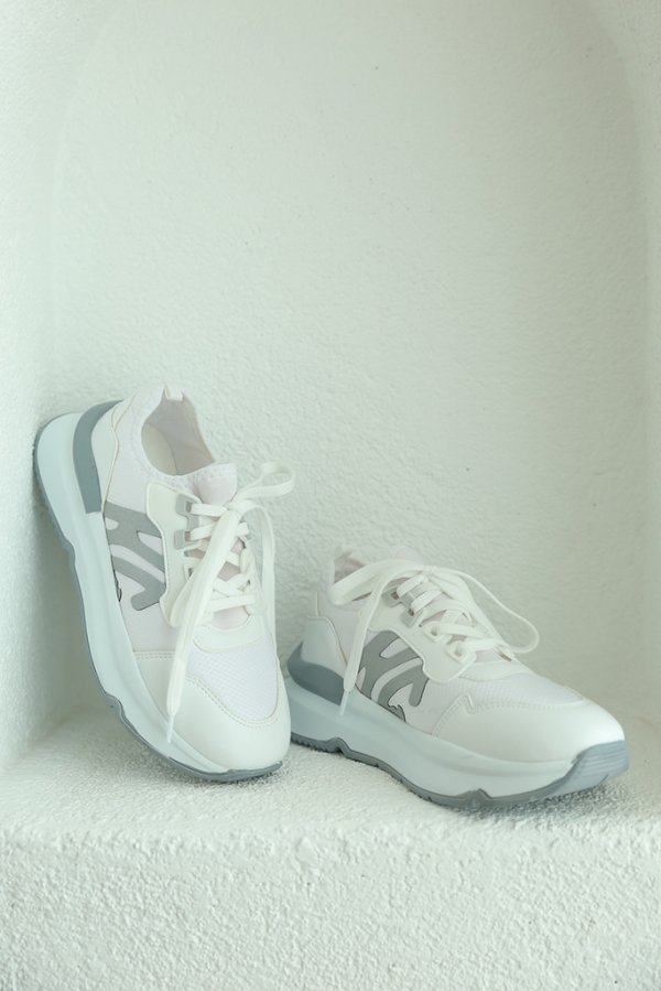 Anoraklı Yürüyüş Ayakkabısı