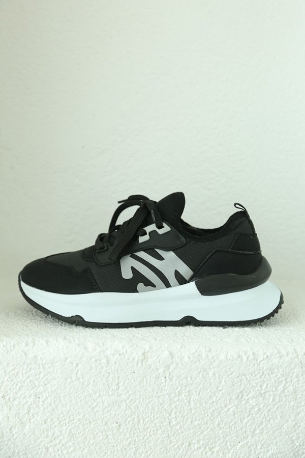 Anoraklı Yürüyüş Ayakkabısı