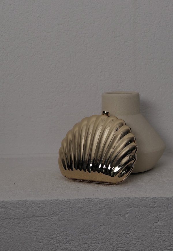 Metalik Deniz Kabuğu Çanta