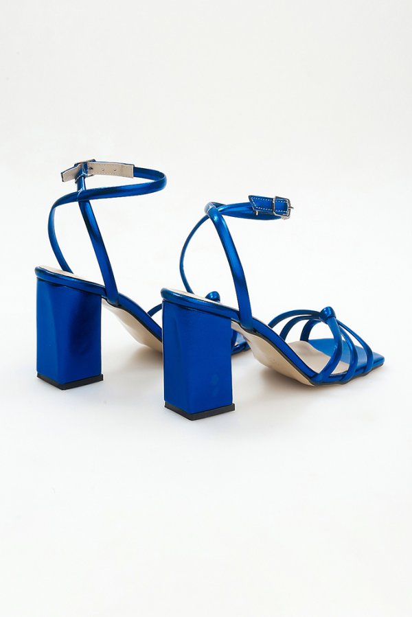 Düğüm Bantlı Topuklu Ayakkabı