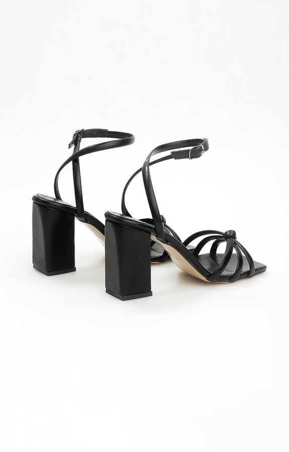 Düğüm Bantlı Topuklu Ayakkabı