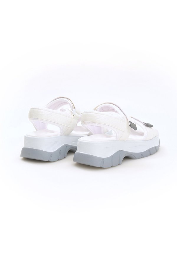 Kalın Tabanlı Sandalet