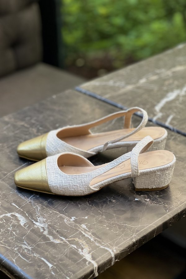 Gold Detaylı Topuklu Ayakkabı