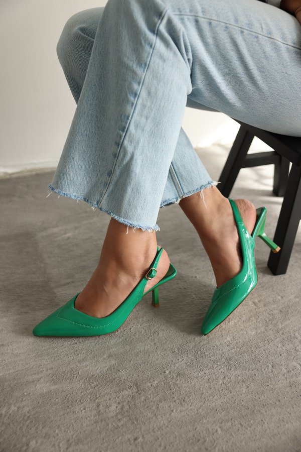 Dikiş Detaylı Topuklu Ayakkabı