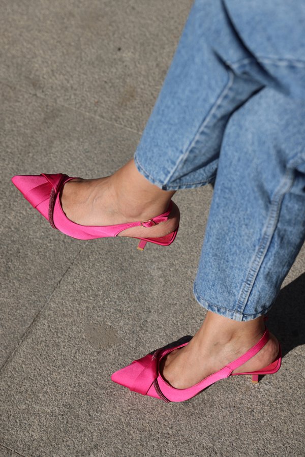 Saten Taşlı Topuklu Ayakkabı