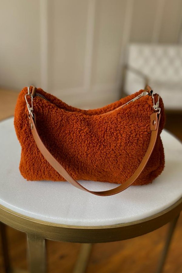 Peluş Çanta