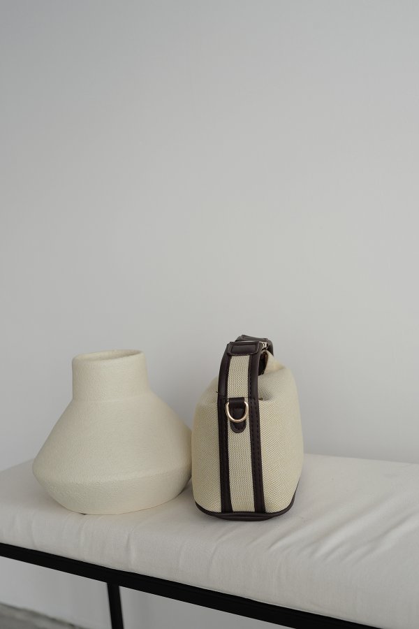 Gold Tokalı Keten Çanta