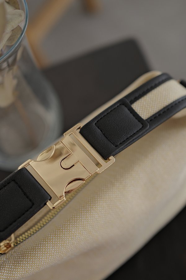 Gold Tokalı Keten Çanta