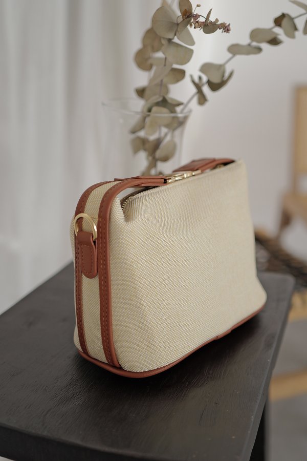 Gold Tokalı Keten Çanta