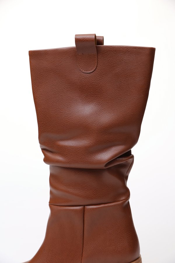 Kalın Tabanlı Piliseli Çizme