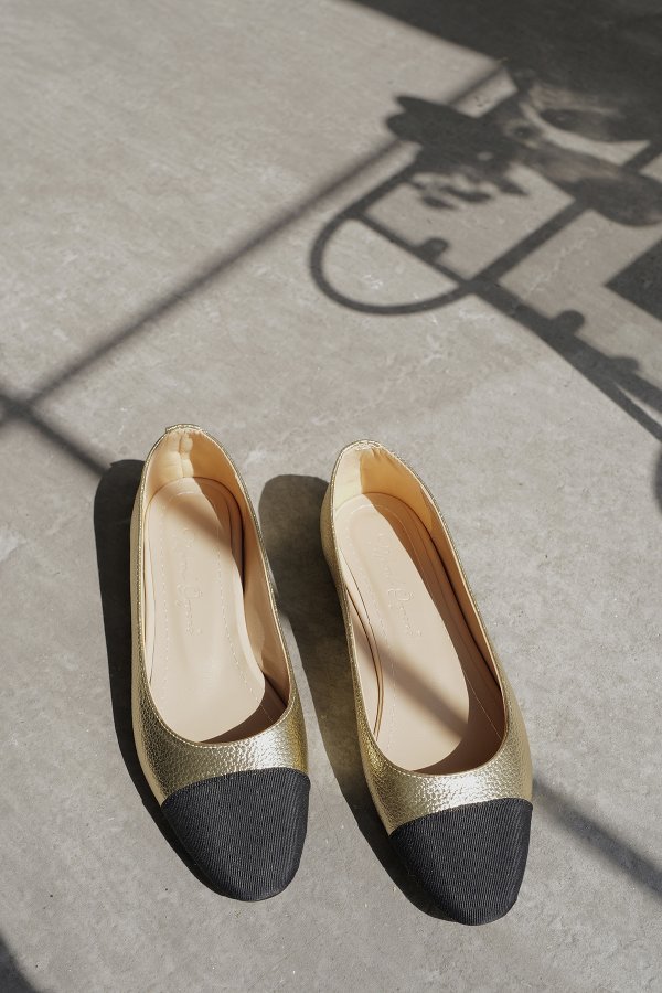 Oval Dekolteli Babet